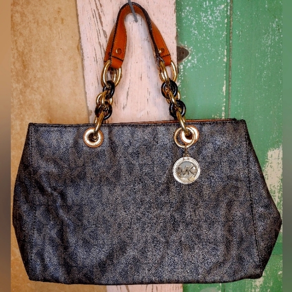 Michael Kors Signature Cynthia Medium Satchel Shoulder Bag - Picture 1 of 3